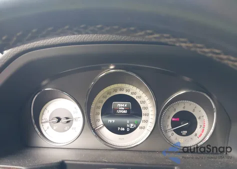 2015 Mercedes-Benz Glk 350 z USA, uszkodzony, nr VIN WDCGG5HB9FG352534